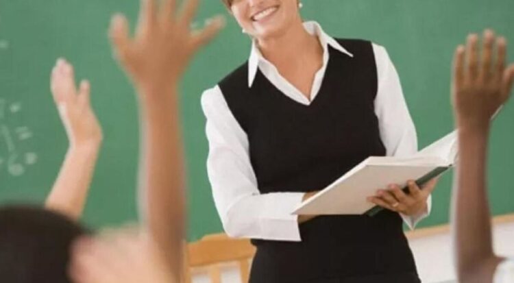 МҰҒАЛІМДЕРДІҢ ЖАЛАҚЫСЫ ҚАҢТАРДА ТАҒЫ 25%-ҒА ӨСЕД