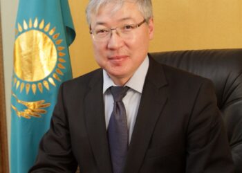 БЕРІК ӘБДІҒАЛИҰЛЫ ҰЛЫТАУ ОБЛЫСЫНЫҢ ӘКІМІ ЛАУАЗЫМЫНА ҚАЙТА ТАҒАЙЫНДАЛДЫ