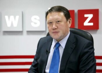 ҚҰМАР  АҚСАҚАЛОВ ҚОСТАНАЙ ОБЛЫСЫНЫҢ ӘКІМІ ЛАУАЗЫМЫНА ТАҒАЙЫНДАЛДЫ