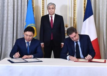 «САМҰРЫҚ-ҚАЗЫНА», «ҚАЗМҰНАЙГАЗ» ЖӘНЕ ФРАНЦИЯНЫҢ TOTAL EREN КОМПАНИЯСЫ ҚАЗАҚСТАННЫҢ ОҢТҮСТІК-ШЫҒЫСЫНДА ЖЕЛ ПАРКІН САЛАДЫ