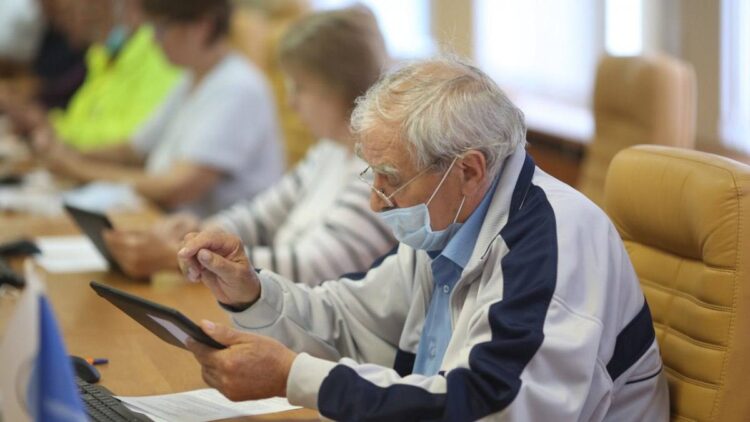 2023 ЖЫЛДАН БАСТАП «КҮМІС ЖАС» ЖОБАСЫНА 50 ЖАСТАН АСҚАН АЗАМАТТАР ҚАТЫСЫ АЛАДЫ