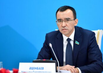 ПРЕЗИДЕНТ СЕНАТ ТӨРАҒАСЫ ЛАУАЗЫМЫНА МӘУЛЕН ӘШІМБАЕВТЫҢ КАНДИДАТУРАСЫН ҰСЫНДЫ
