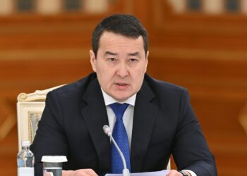 ҮКІМЕТ БАСШЫСЫ ЖҰМЫС САПАРЫМЕН ШЫМКЕНТКЕ КЕЛДІ