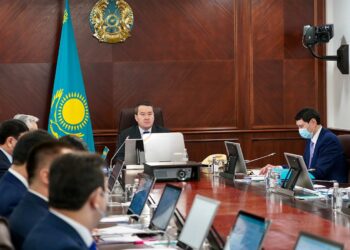 АБАЙ ОБЛЫСЫ 2027 ЖЫЛҒА ДЕЙІН ҚАЛАЙ ДАМИДЫ: ҮКІМЕТТЕ КЕШЕНДІ ЖОСПАР ҚАРАЛДЫ