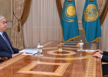 МЕМЛЕКЕТ БАСШЫСЫ АДАМ ҚҰҚЫҚТАРЫ ЖӨНІНДЕГІ УӘКІЛ АРТУР ЛАСТАЕВТЫ ҚАБЫЛДАДЫ