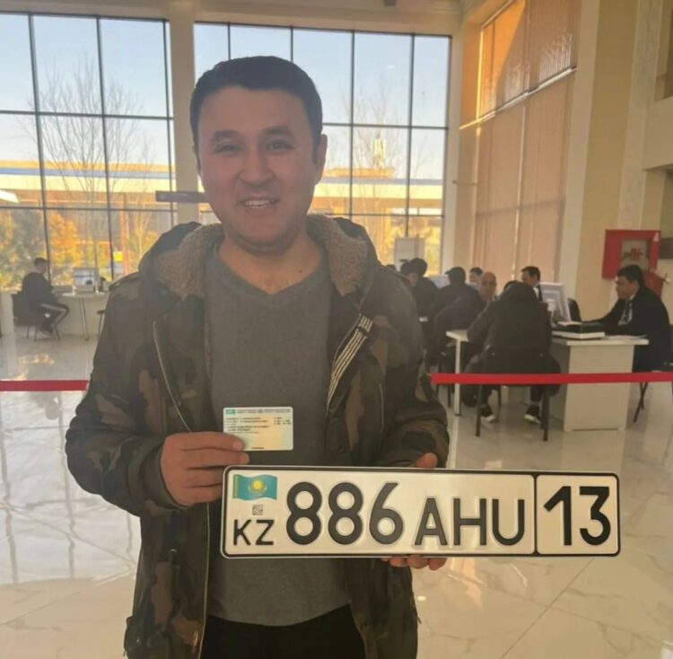 ТҮРКІСТАН ОБЛЫСЫНДА АЛҒАШҚЫ ШЕТЕЛДІК КӨЛІК 2 САҒАТ ІШІНДЕ ТІРКЕЛДІ