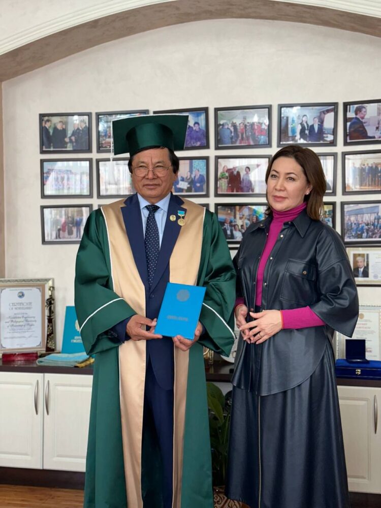 ДУЛАТ ӘБІШ ҚҰРМЕТТІ ПРОФЕССОР АТАНДЫ!