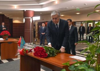 МЕМЛЕКЕТ БАСШЫСЫ ҚАЗАҚСТАНДАҒЫ ТҮРКИЯ ЕЛШІЛІГІНЕ БАРДЫ