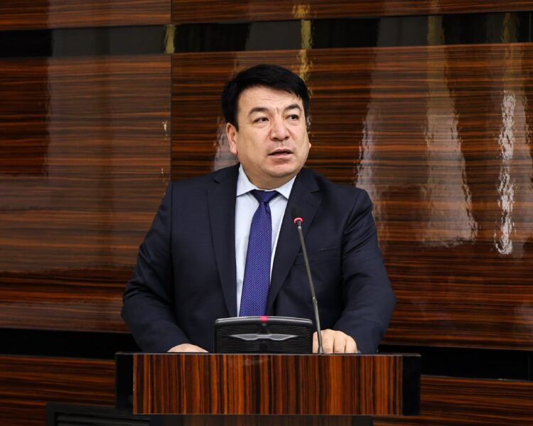 МИНИСТР МЕН ӘКІМ МЕМОРАНДУМҒА ҚОЛ ҚОЙДЫ