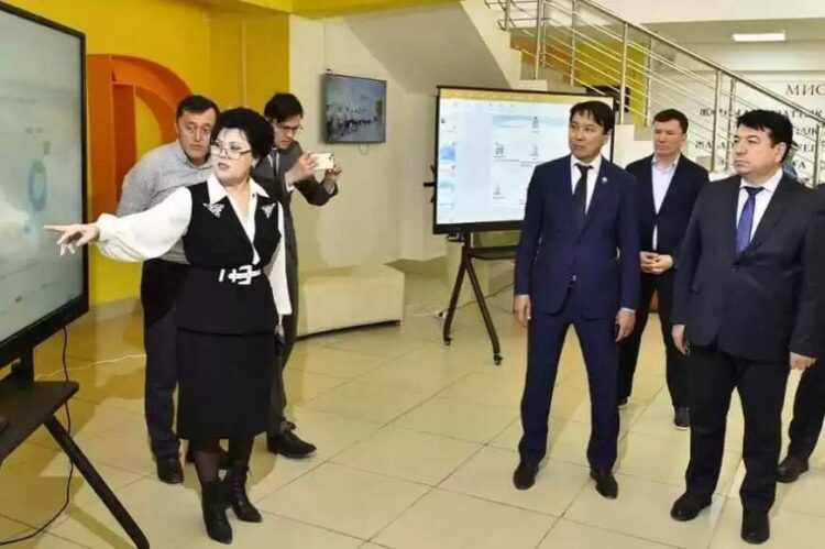 ОҚУ-АҒАРТУ МИНИСТРІНІҢ ЖҰМЫС САПАРЫ
