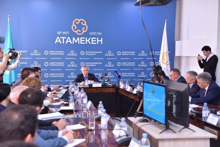 МИНИСТР БИЗНЕС ҚАУЫМДАСТЫҚПЕН КЕЗДЕСТІ