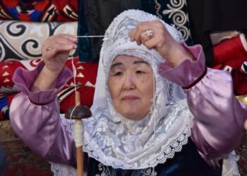 «АРДАҚТАЙЫҚ, АЯЛАЙЫҚ АНАНЫ»