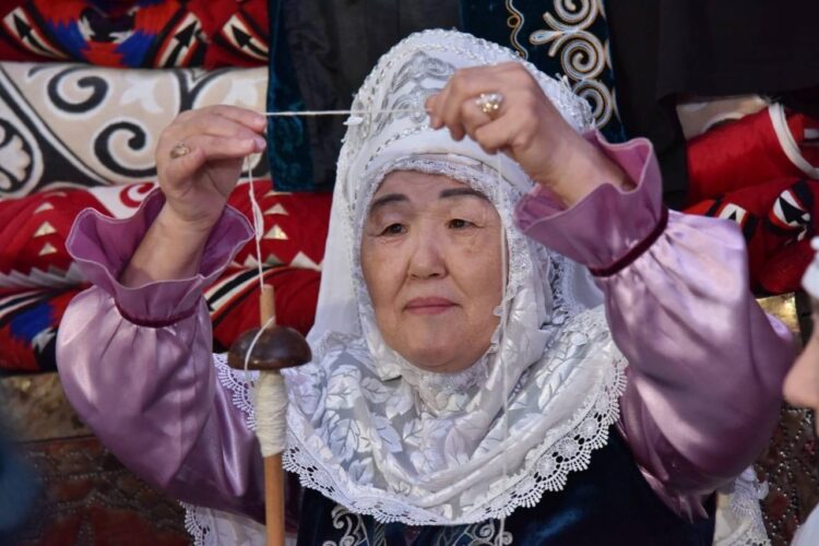 «АРДАҚТАЙЫҚ, АЯЛАЙЫҚ АНАНЫ»