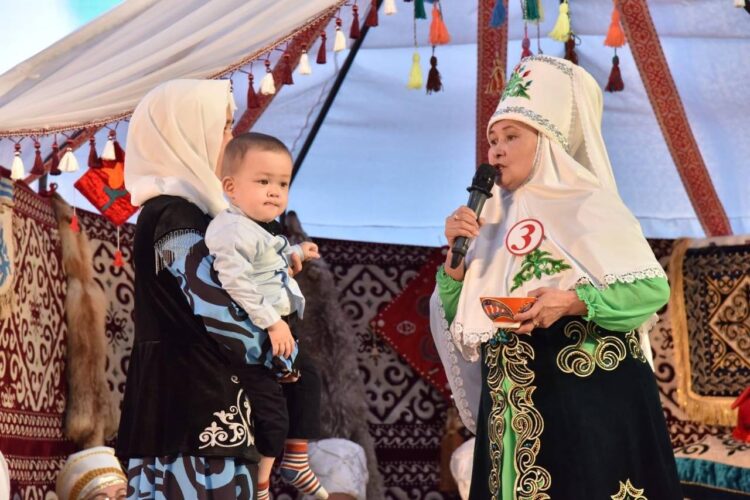 «АРДАҚТАЙЫҚ, АЯЛАЙЫҚ АНАНЫ»