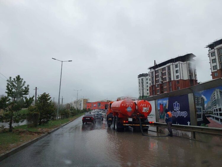 СУ ЖИНАЛҒАН ОРЫНДАР ТАЗАЛАНУДА