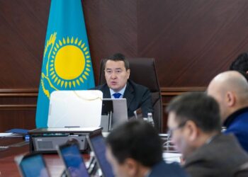 МЕМЛЕКЕТ БАСШЫСЫНЫҢ ТАПСЫРМАЛАРЫН ОРЫНДАУ НӘТИЖЕСІНДЕ ҚАЗАҚСТАНДЫҚТАРДЫҢ ӨМІР СҮРУ САПАСЫ АЙТАРЛЫҚТАЙ ЖАҚСАРУЫ ТИІС – ӘЛИХАН СМАЙЫЛОВ