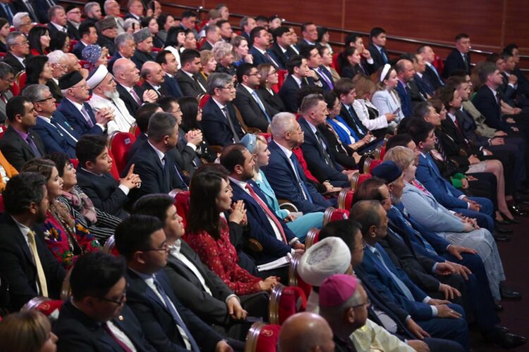 МЕМЛЕКЕТ БАСШЫСЫ ҚАСЫМ-ЖОМАРТ ТОҚАЕВТЫҢ ҚАЗАҚСТАН ХАЛҚЫ АССАМБЛЕЯСЫНЫҢ «ӘДІЛЕТТІ ҚАЗАҚСТАН: БІРЛІК, ТҰРАҚТЫЛЫҚ, ДАМУ» АТТЫ ХХХІІ СЕССИЯСЫНДА СӨЙЛЕГЕН СӨЗІ