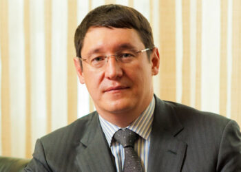 АЛМАСАДАМ СӘТҚАЛИЕВ ЭНЕРГЕТИКА МИНИСТРІ ЛАУАЗЫМЫНА ТАҒАЙЫНДАЛДЫ