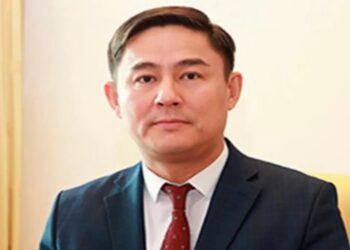 АЗАМАТ ЕСҚАРАЕВ ӘДІЛЕТ МИНИСТРІ ЛАУАЗЫМЫНА ҚАЙТА БЕКІТІЛДІ