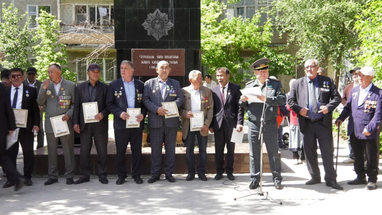 ЕРЕН ЕҢБЕГІ СІҢГЕН ЕРЛЕРІМІЗ ЕЛЕНДІ