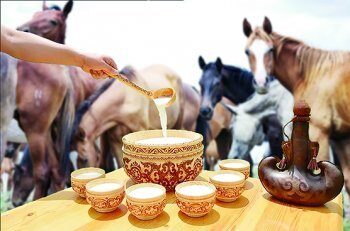 ТҮРКИЯДА АЛҒАШ РЕТ «ҚЫМЫЗ FEST» ФЕСТИВАЛІ ӨТТІ