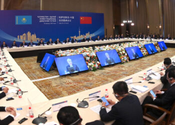 МЕМЛЕКЕТ БАСШЫСЫ ҚАЗАҚ-ҚЫТАЙ ИНВЕСТИЦИЯЛЫҚ ДӨҢГЕЛЕК ҮСТЕЛІНЕ ҚАТЫСТЫ