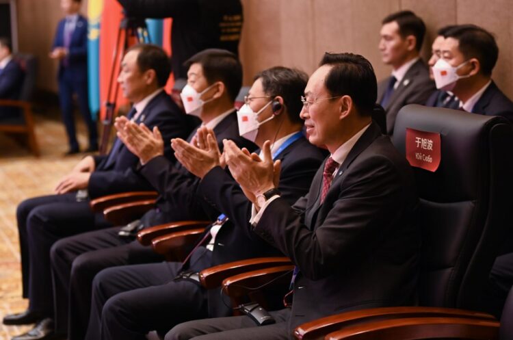 ПРЕЗИДЕНТ JD COM ЭЛЕКТРОНДЫ КОММЕРЦИЯ АЛАҢЫНДА ҚАЗАҚСТАННЫҢ ҰЛТТЫҚ ПАВИЛЬОНЫН АШТЫ