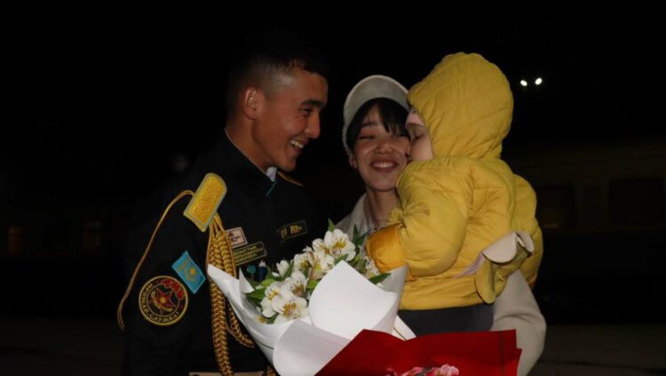 САРБАЗДАР ӘСКЕРДЕН ОРАЛДЫ