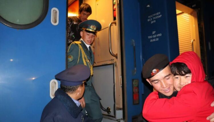 САРБАЗДАР ӘСКЕРДЕН ОРАЛДЫ