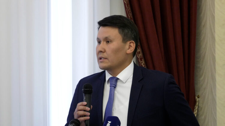 ЖЕҢІЛ ӨНЕРКӘСІПТІ ЖАНДАНДЫРУДЫҢ ЖОЛЫ ҚАЙСЫ?