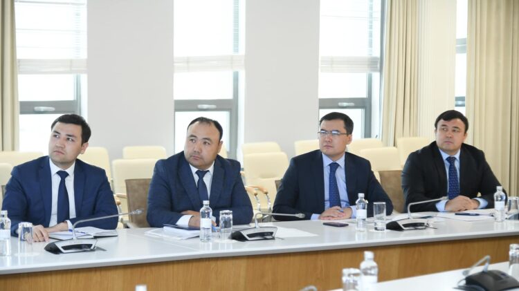 «АУЫЛ АМАНАТЫ» ЖАҢА ҚАРҚЫНМЕН ДАМИДЫ