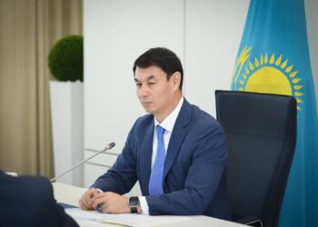 «АУЫЛ АМАНАТЫ» ЖАҢА ҚАРҚЫНМЕН ДАМИДЫ