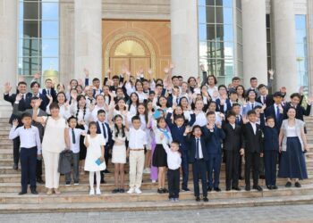 ХАЛЫҚАРАЛЫҚ БАЛАЛАРДЫ ҚОРҒАУ КҮНІНЕ ОРАЙ «АҚОРДА» РЕЗИДЕНЦИЯСЫНА ЭКСКУРСИЯ ҰЙЫМДАСТЫРЫЛДЫ