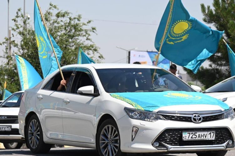 МЕМЛЕКЕТТІК РӘМІЗ — ТӘУЕЛСІЗДІКТІҢ АЙҒАҒЫ