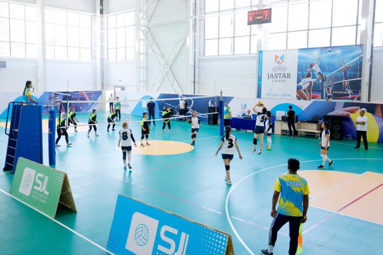 МЕГАПОЛИСТІҢ 4 МЕКТЕБІ АВТОБУСҚА ИЕ БОЛДЫ