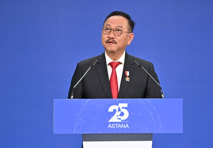 ПРЕЗИДЕНТ АСТАНАНЫҢ 25 ЖЫЛДЫҚ МЕРЕЙТОЙЫНА АРНАЛҒАН БАУЫРЛАС ҚАЛАЛАР ФОРУМЫНА ҚАТЫСТЫ
