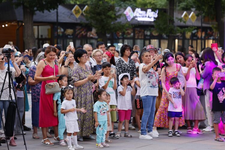 ТУҒАН КҮНІҢМЕН, АСТАНА!