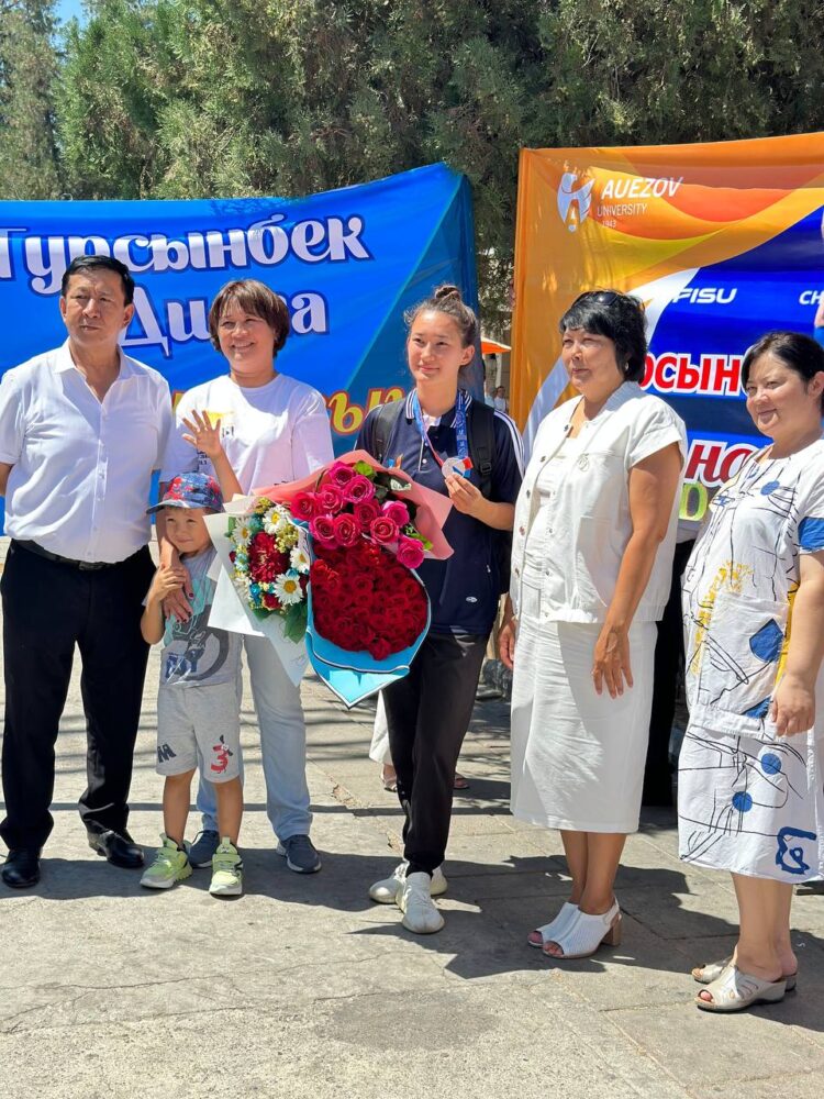 ШЫМКЕНТТІК СПОРТШЫ ЖЕҢІСПЕН ОРАЛДЫ