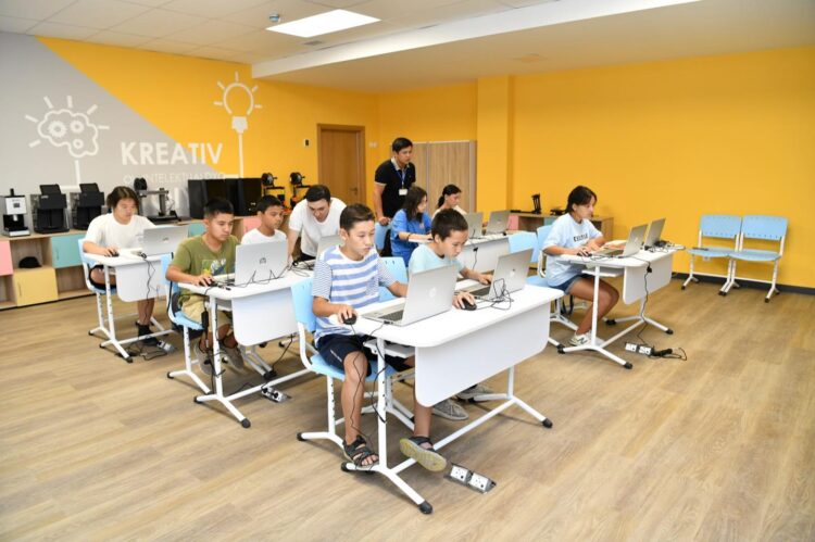 ОҚУШЫЛАР САРАЙЫ — МЕГАПОЛИСТЕГІ БІРЕГЕЙ НЫСАН