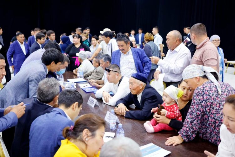 ЖАҢА ӘКІМНІҢ АЛҒАШҚЫ ҚОҒАМДЫҚ ҚАБЫЛДАУЫ