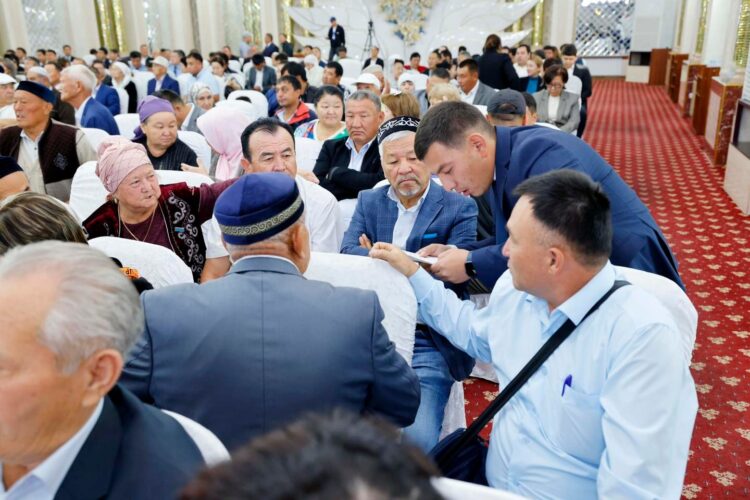 ЖАҢА ӘКІМ АБАЙ АУДАНЫНЫҢ ХАЛҚЫМЕН КЕЗДЕСТІ