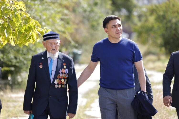 ӘКІМ «ФОСФОРШЫЛАР» САРАЙЫНА БАРДЫ