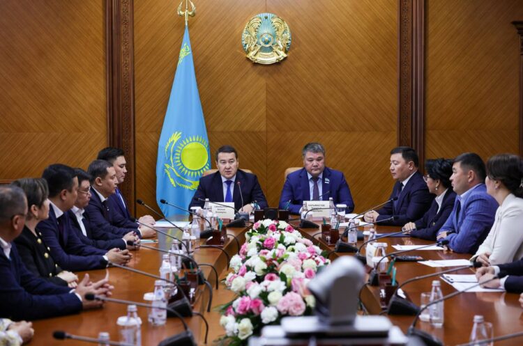 МЕГАПОЛИСТІҢ ЖАҢА МЭРІ