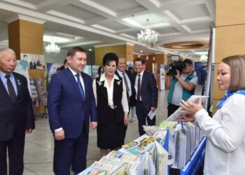 ТАМЫЗ КЕҢЕСІНДЕ 20 ТАҚЫРЫП ҚАРАЛАДЫ