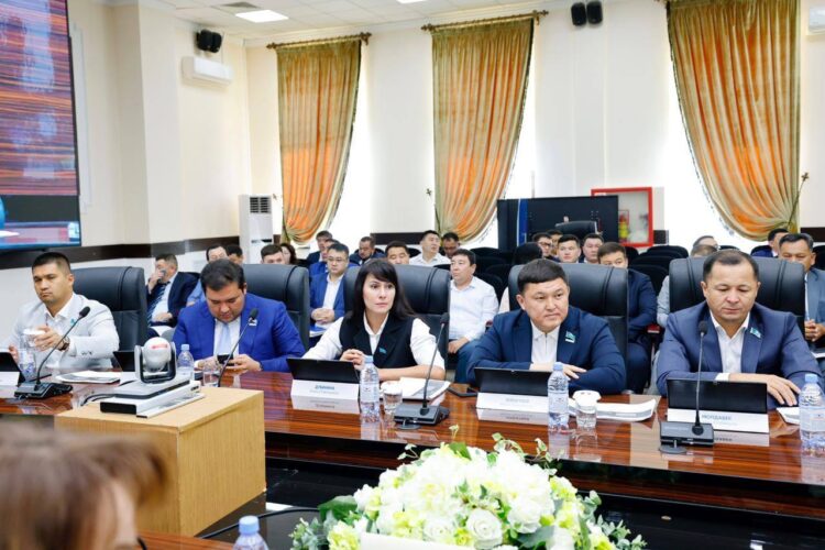 ЖЫЛУ МАУСЫМЫ МЕН ЖАҢА ОҚУ ЖЫЛЫНА ДАЙЫНДЫҚ