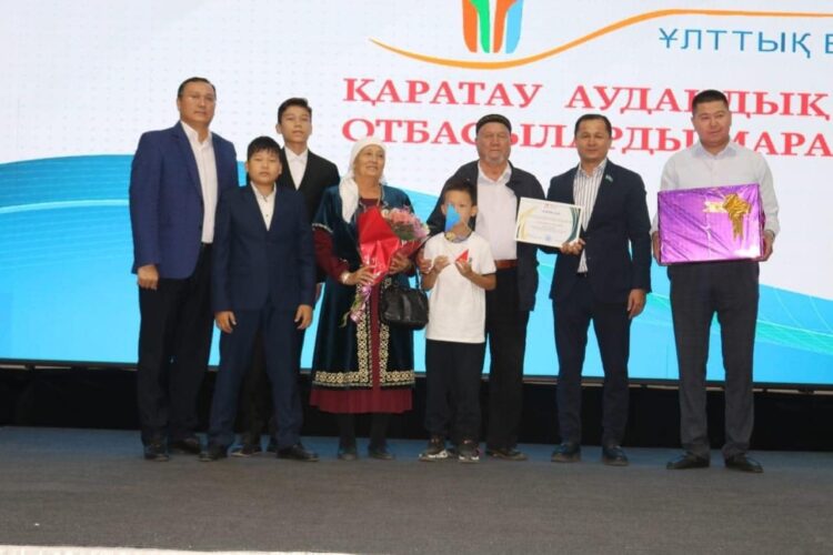ҮЛГІЛІ ОТБАСЫЛАР МАРАПАТТАЛДЫ