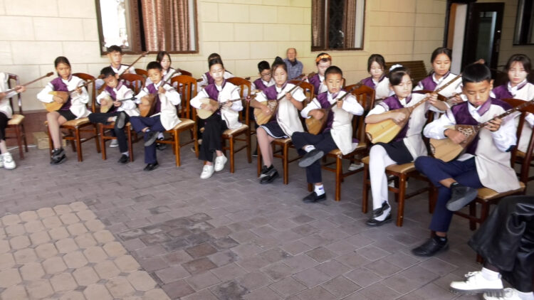 АРНАУЛЫ ӘЛЕУМЕТТІК ОРТАЛЫҚТАҒЫ КЕЗДЕСУ