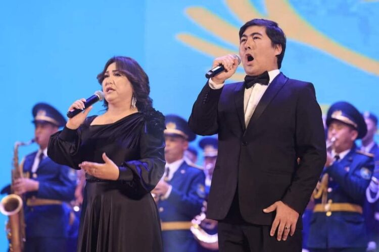 ҮШІНШІ МЕГАПОЛИС РЕСПУБЛИКА КҮНІН ТОЙЛАДЫ