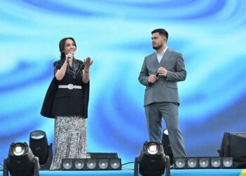 АШЫҚ АСПАН АСТЫНДА РЕСПУБЛИКА КҮНІ ТОЙЛАНДЫ