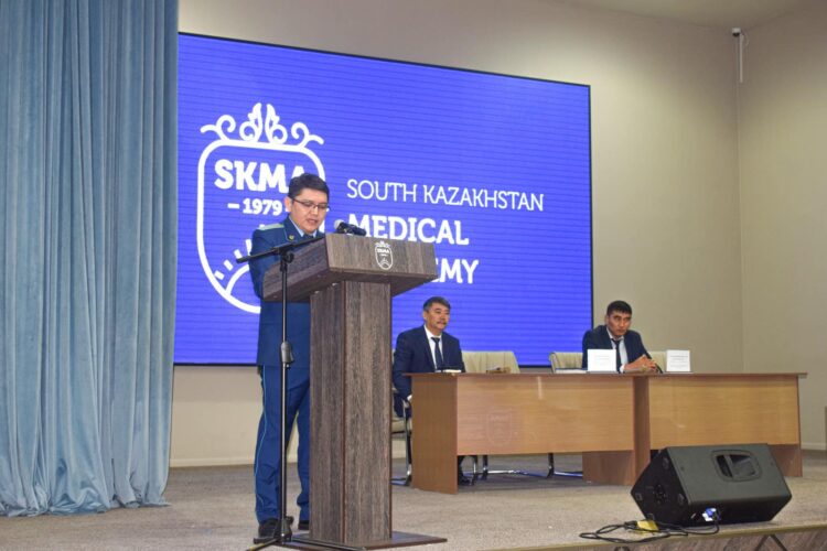 СТУДЕНТТЕРМЕН КЕЗДЕСУ ӨТТІ